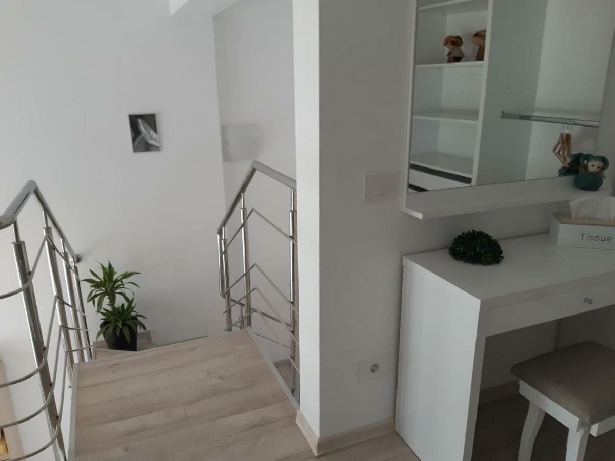Apartament Apartament Ana Premium Oradea Zewnętrze zdjęcie