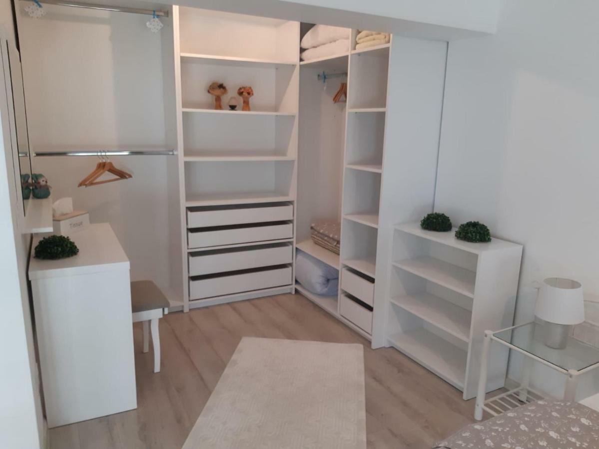 Apartament Apartament Ana Premium Oradea Zewnętrze zdjęcie